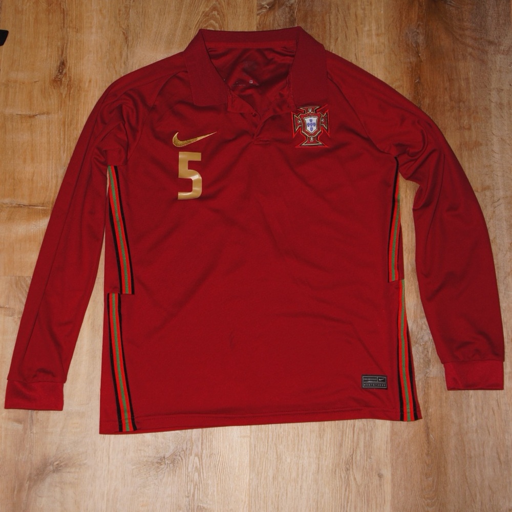 Nike soccer Portugal long sleeve